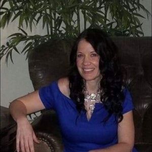 Meet your Posher, Suzanne